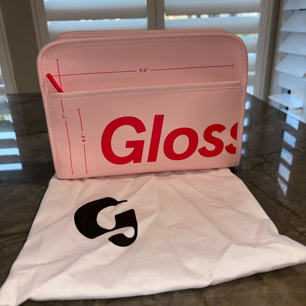 Glossier The Beauty Bag